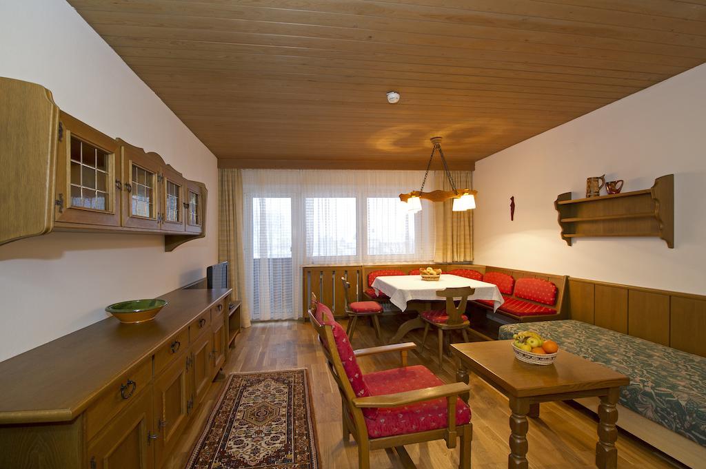 Tirolerhaus Apartment Walchsee Bilik gambar