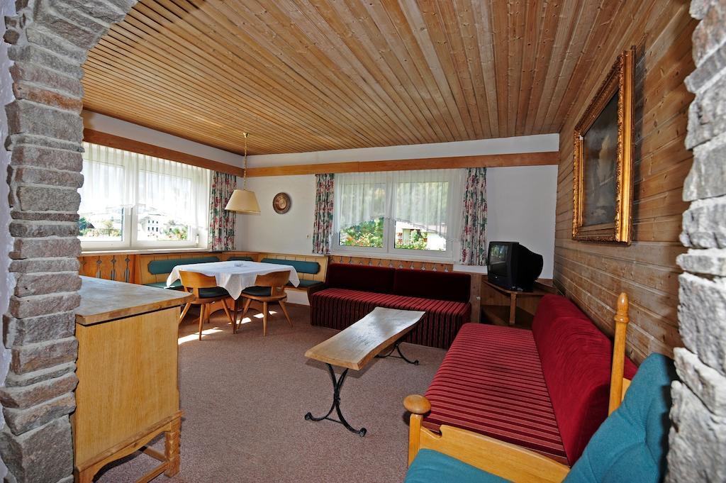 Tirolerhaus Apartment Walchsee Bilik gambar