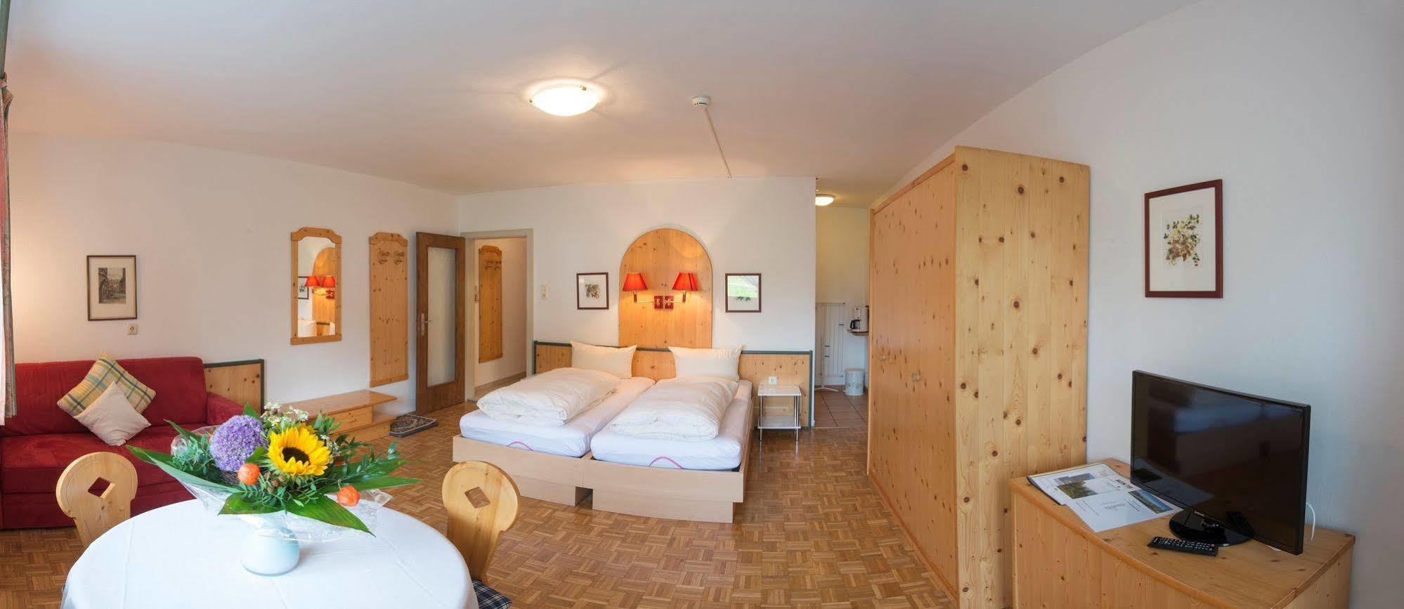 Tirolerhaus Apartment Walchsee Luaran gambar